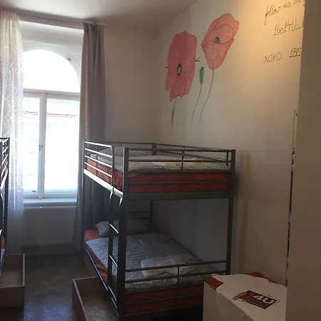 1bed4u 2hostel Hostel *